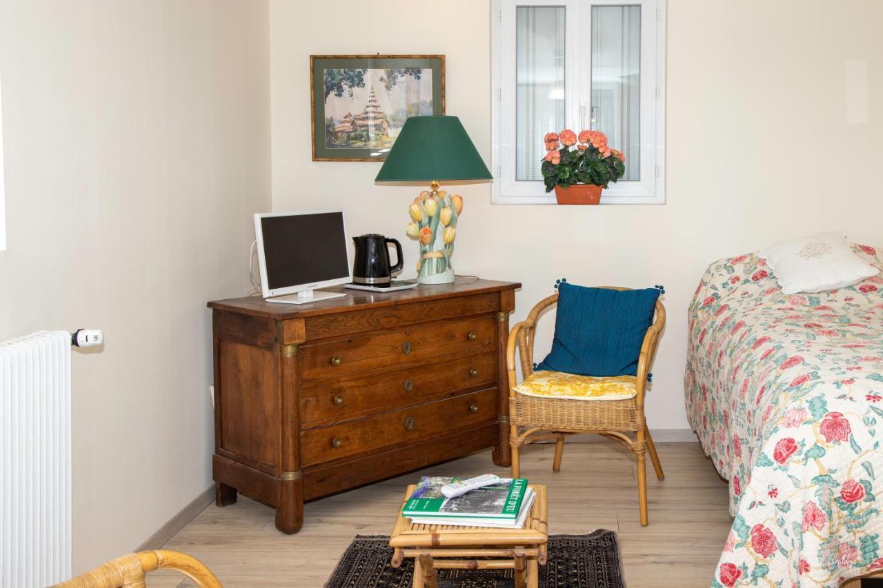 Villa Marguerite 65 Rue Legout Lesage 76260 Ponts Et Marais Екстериор снимка